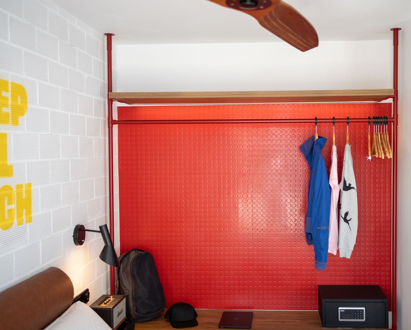 Ryans-Lolas---Adults-Only-Room-34