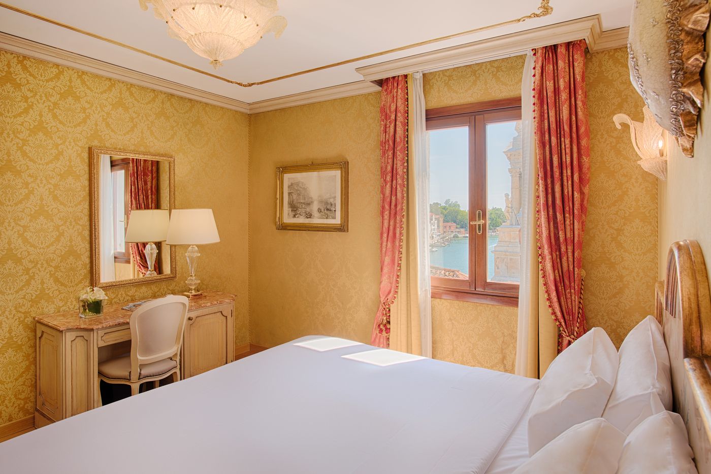 NH-Venezia-Santa-Lucia-Room-5