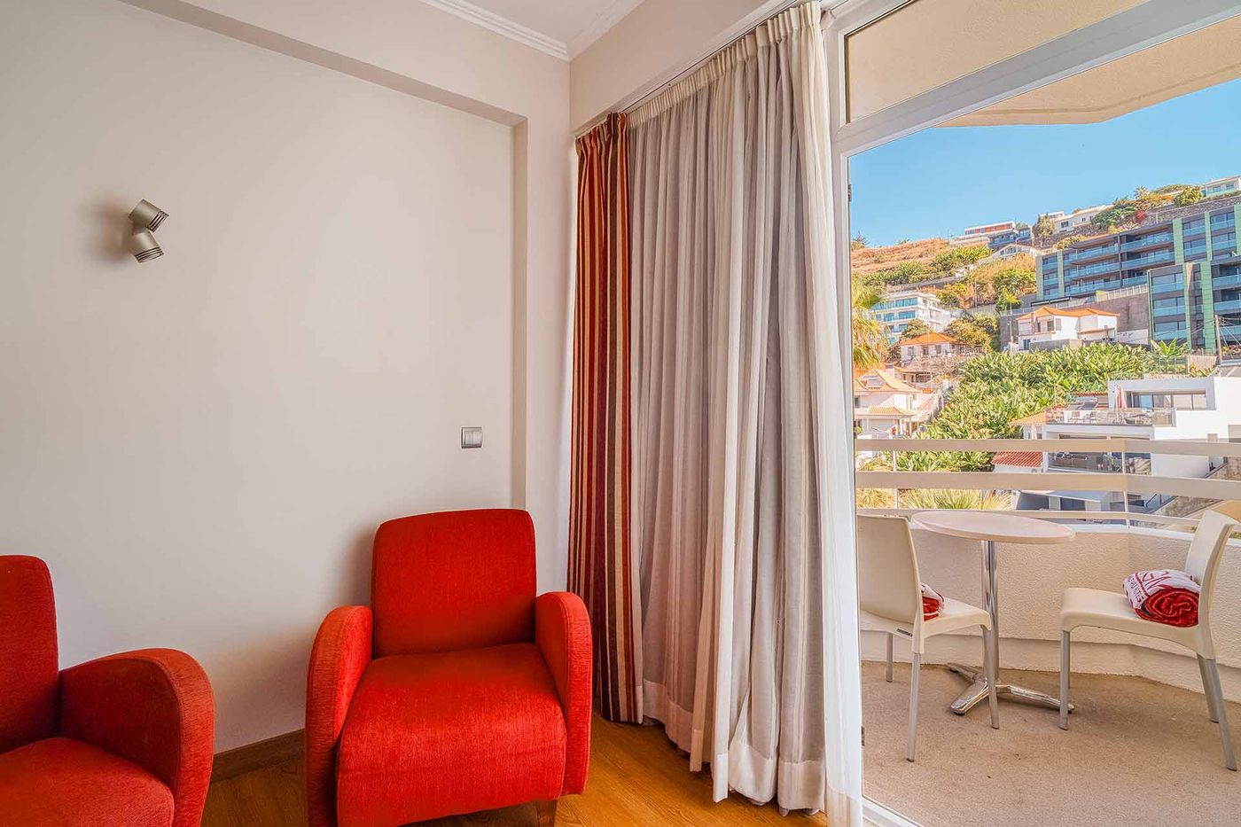 Muthu-Raga-Madeira-Hotel-Room-39