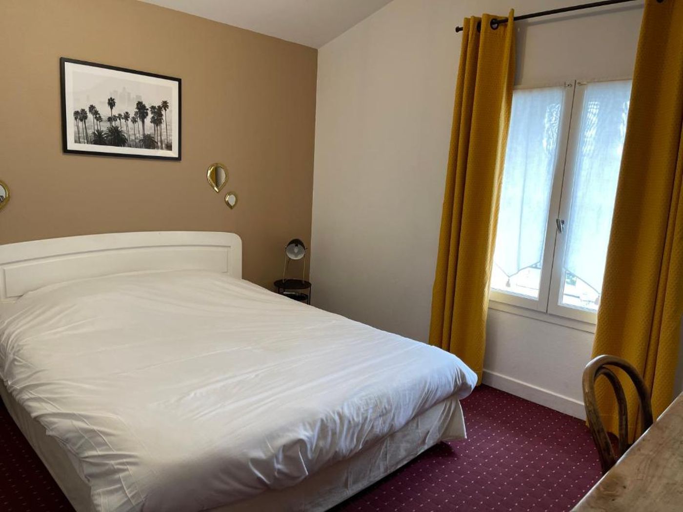 Logis Hotel Medievale - France - CIVRIEUX D'AZERGUES - Room - 10