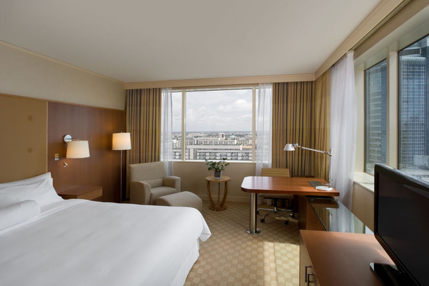 The-Westin-Warsaw-General-view-31