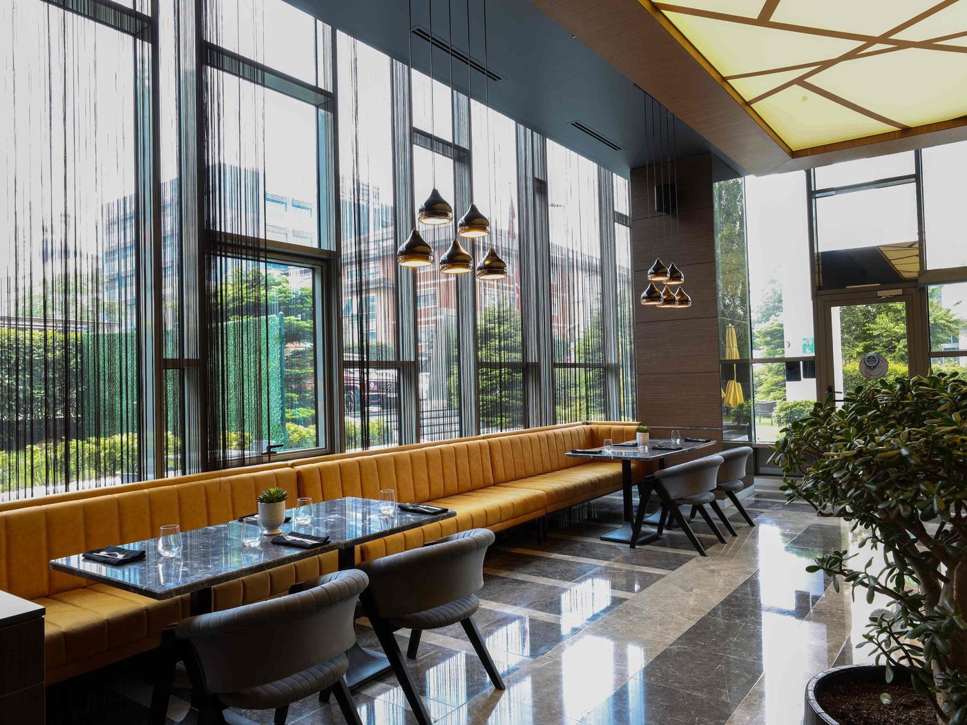 Mercure-Istanbul-Umraniye-Restaurant-10