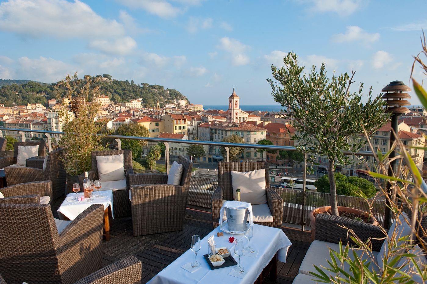 Aston-La-Scala-Bar-8