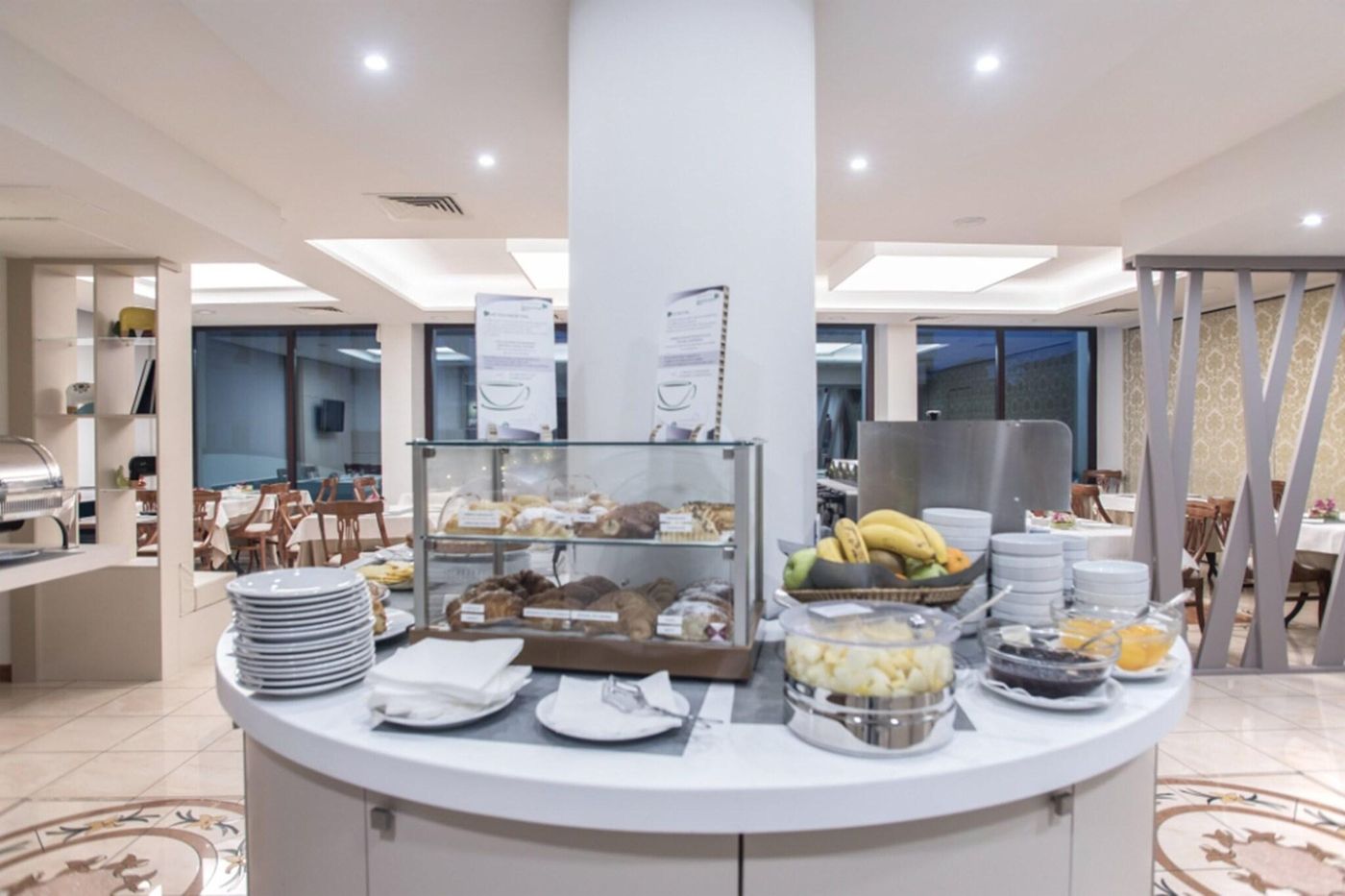 Hotel-Plaza-Restaurant-50