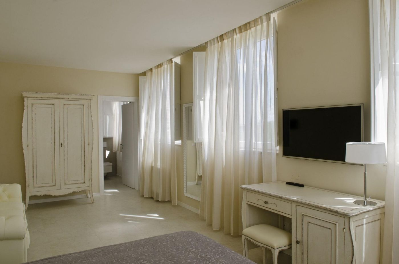 Villa-Del-Sole-Room-31