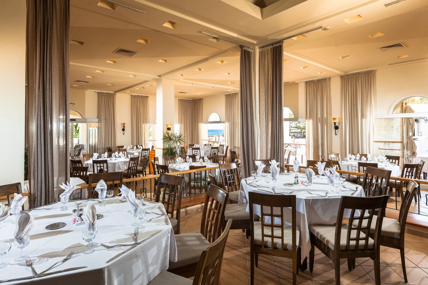 Delfino Beach Resort