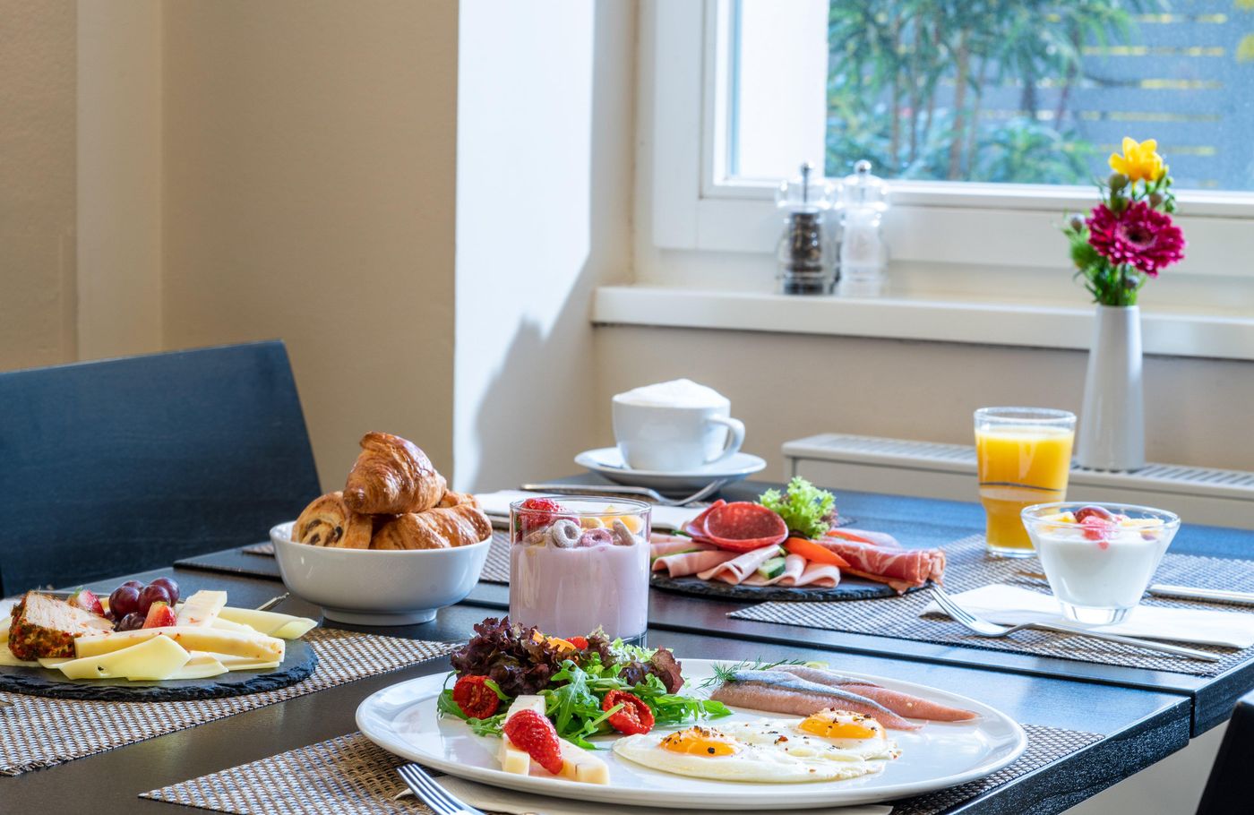 Leonardo-Royal-Hotel-Berlin-Alexanderplatz-Restaurant-48