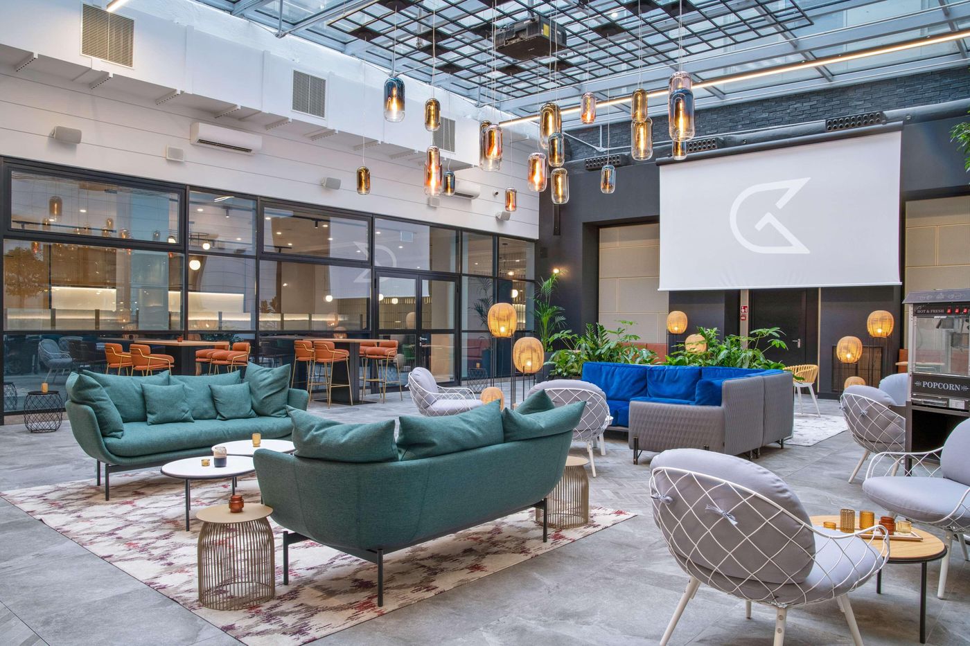 Golden Tulip Warsaw Center - Poland - Warsaw - Bar - 8