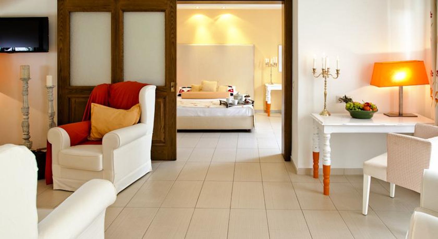 Mandraki Village Hotel