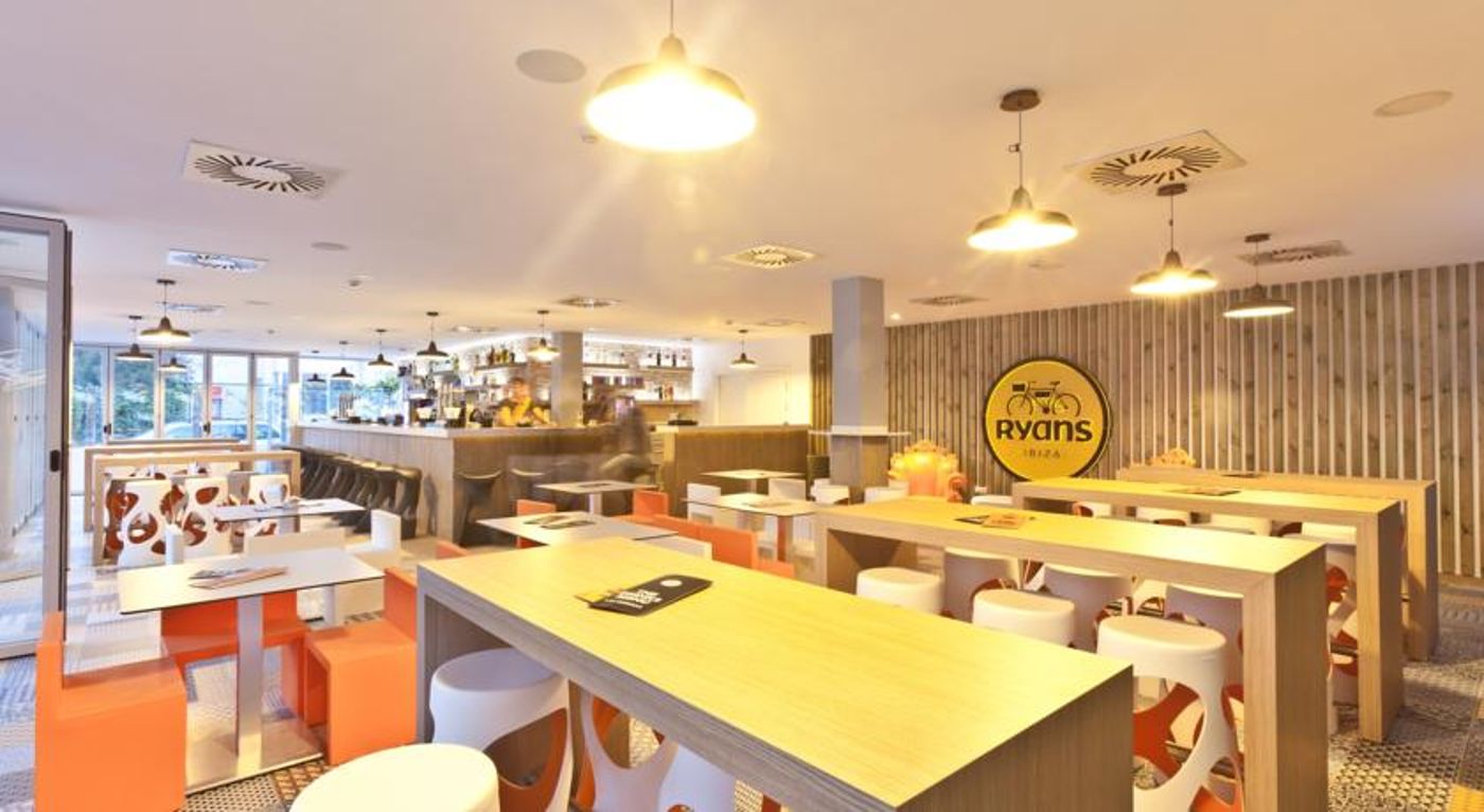 Ryans Ibiza Apartments - Adults Only