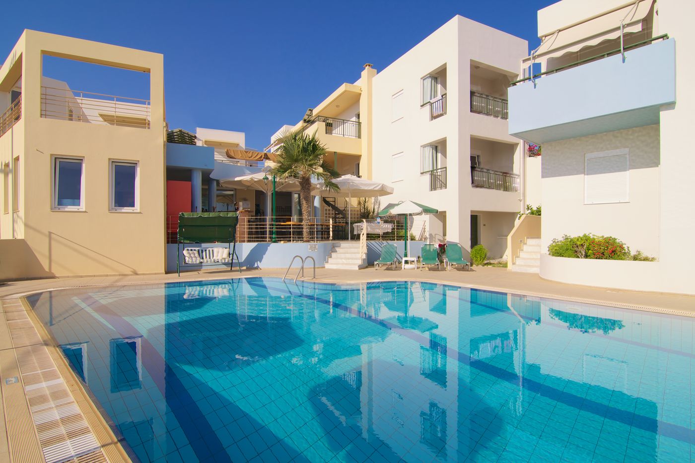 Radamanthys Apartments