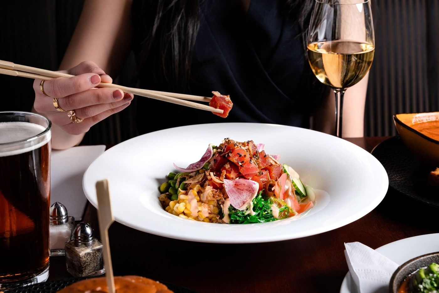 Metropolitan-Hotel-Vancouver-Restaurant-48