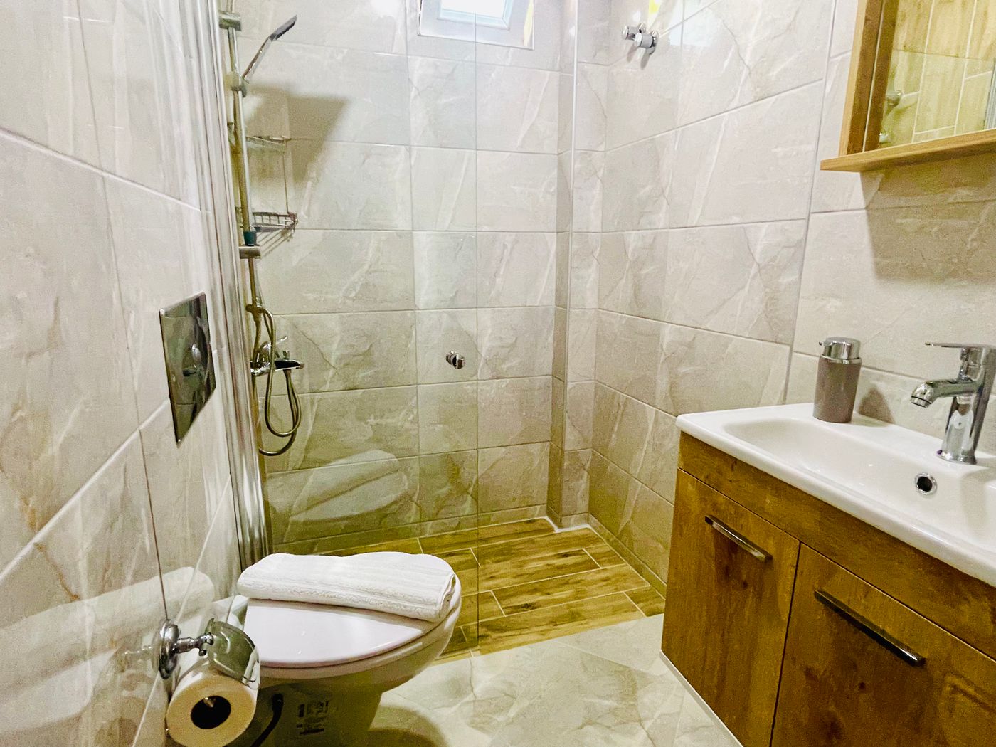 Mountain Valley Apartments 