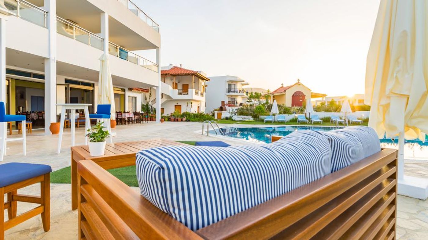 Neon-Beach-Hotel-General-view-9