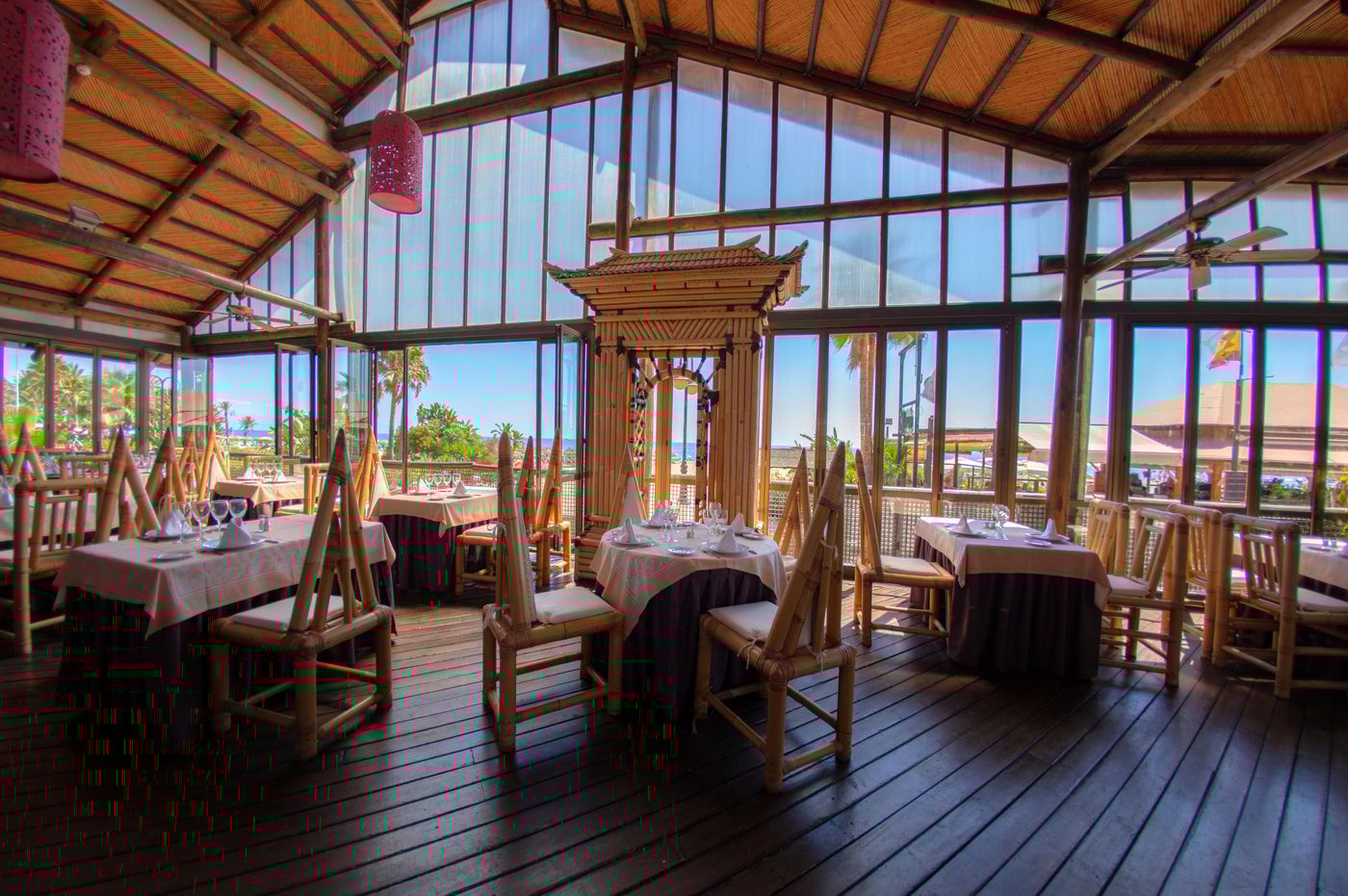 Tropicana-Restaurant-20