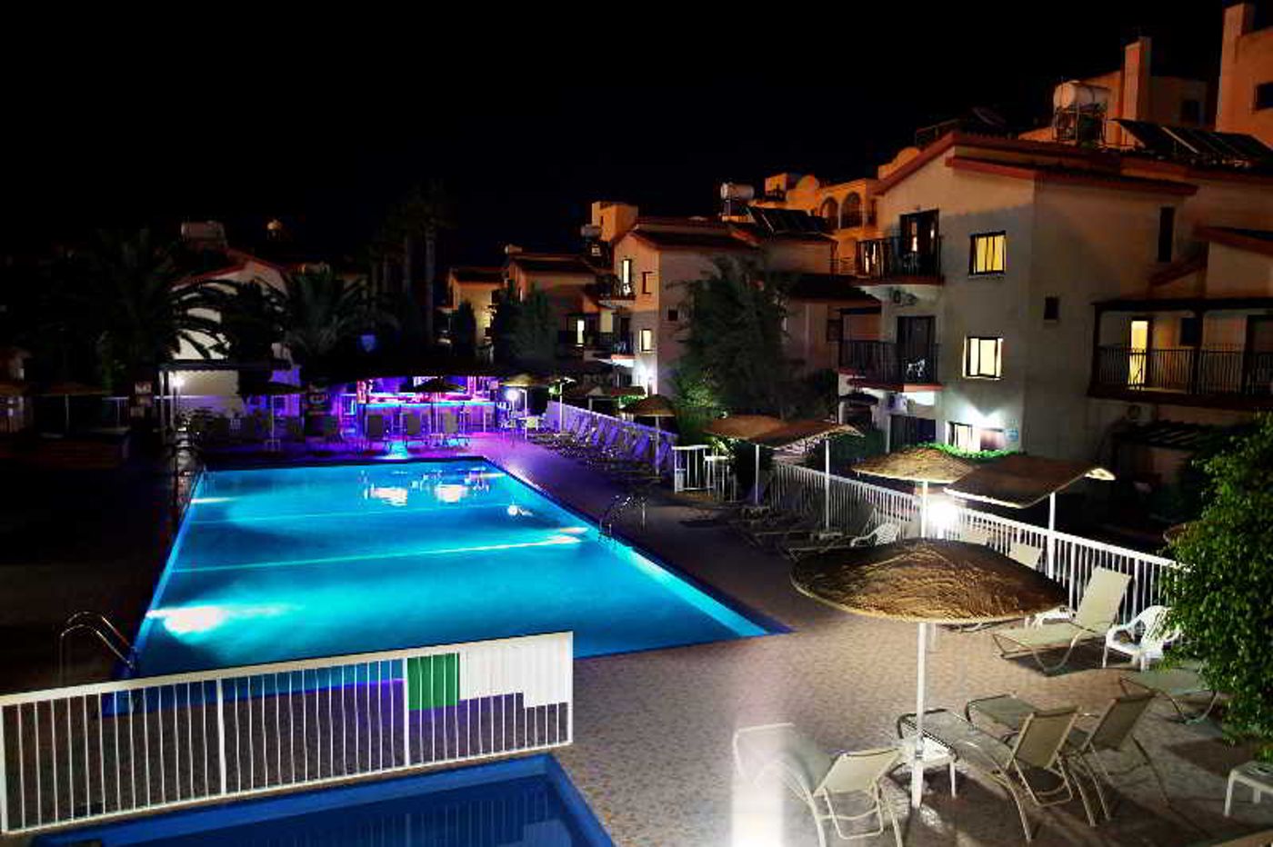 Windmills-Hotel-Apartments-Pool-7