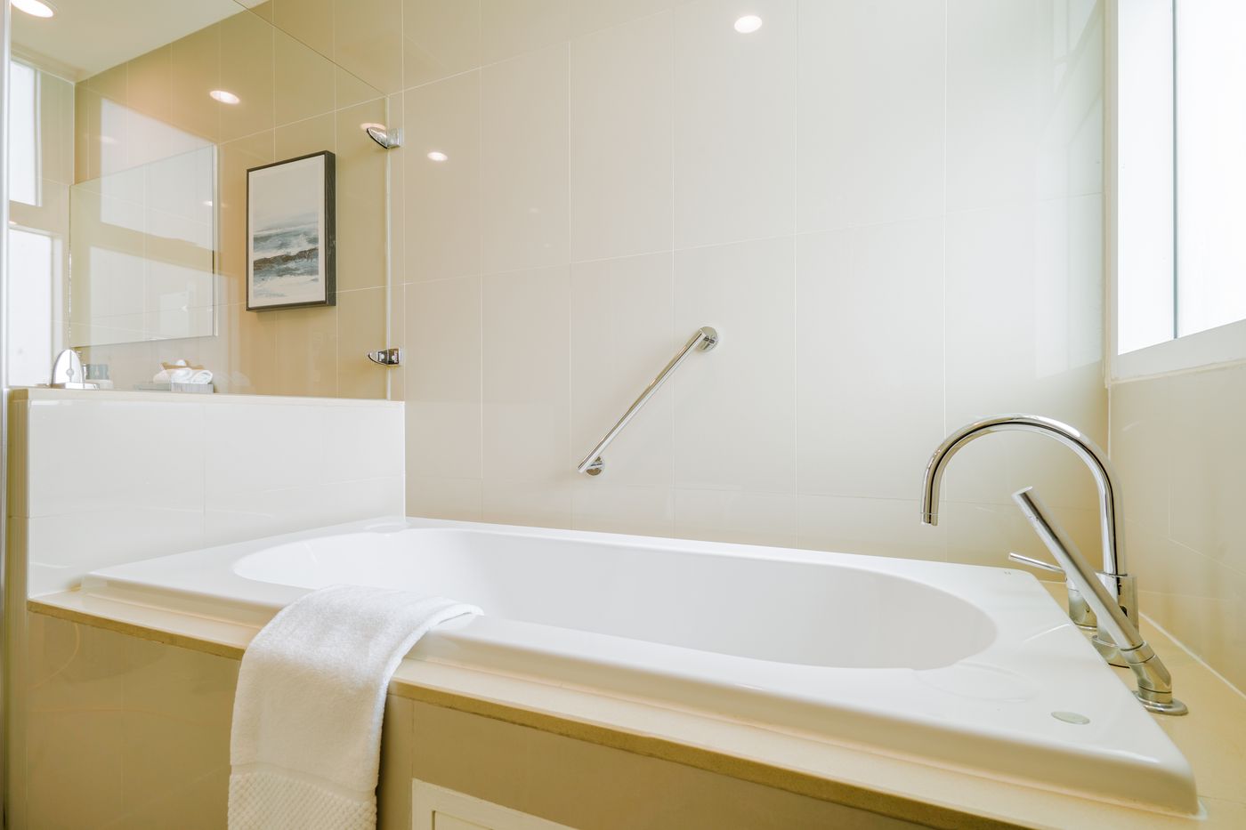 Shama-Petchburi-47-Bangkok-Room-54