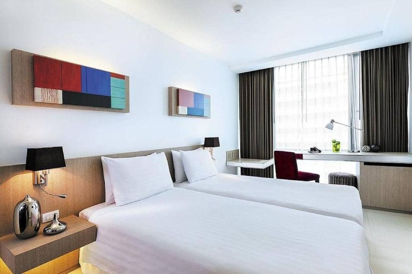 Vic3-Bangkok--SHA-Plus--Room-5