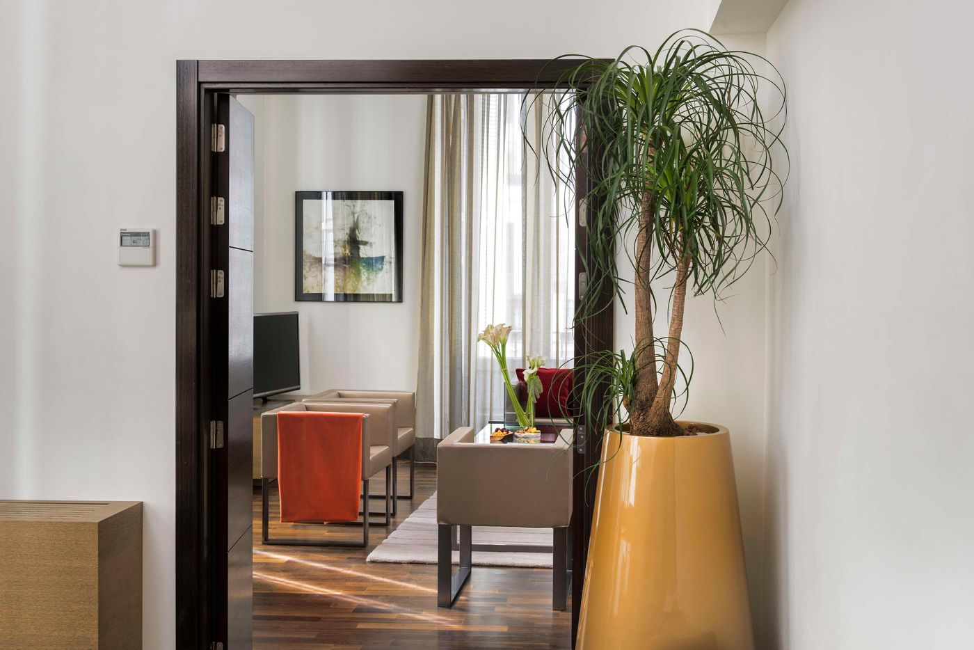 NH-Collection-Madrid-Palacio-de-Tepa-Room-6