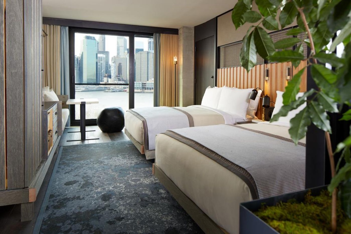 1-Hotel-Brooklyn-Bridge-Room-11