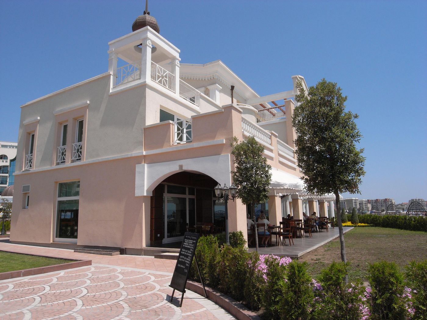 Sunset-Resort-Restaurant-15