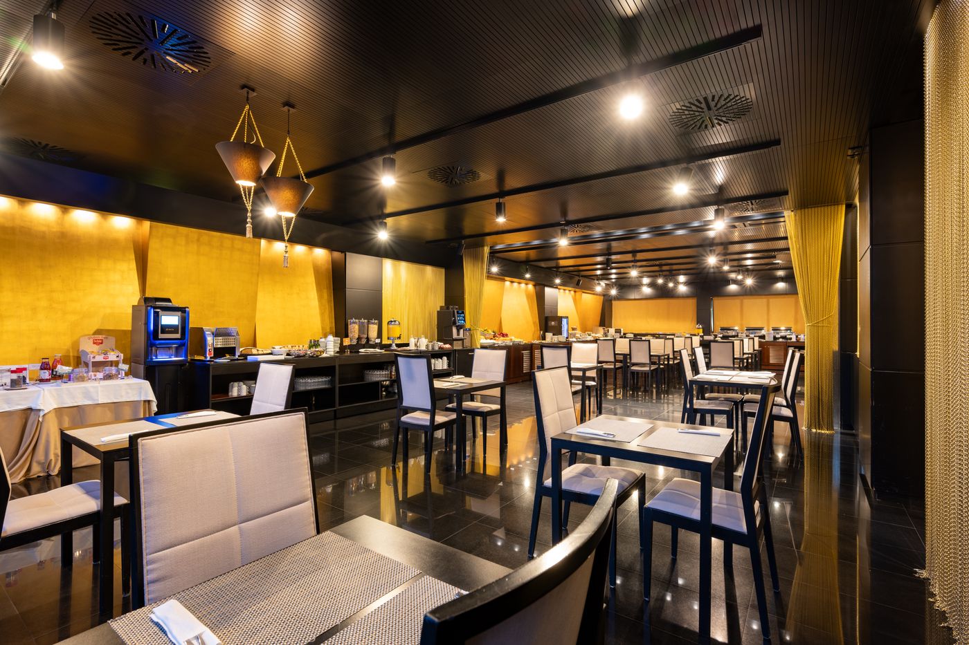 Hotel-Nelva-Restaurant-46