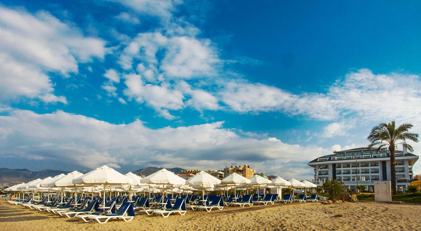 White-Gold-Hotel---Spa-Beach-10