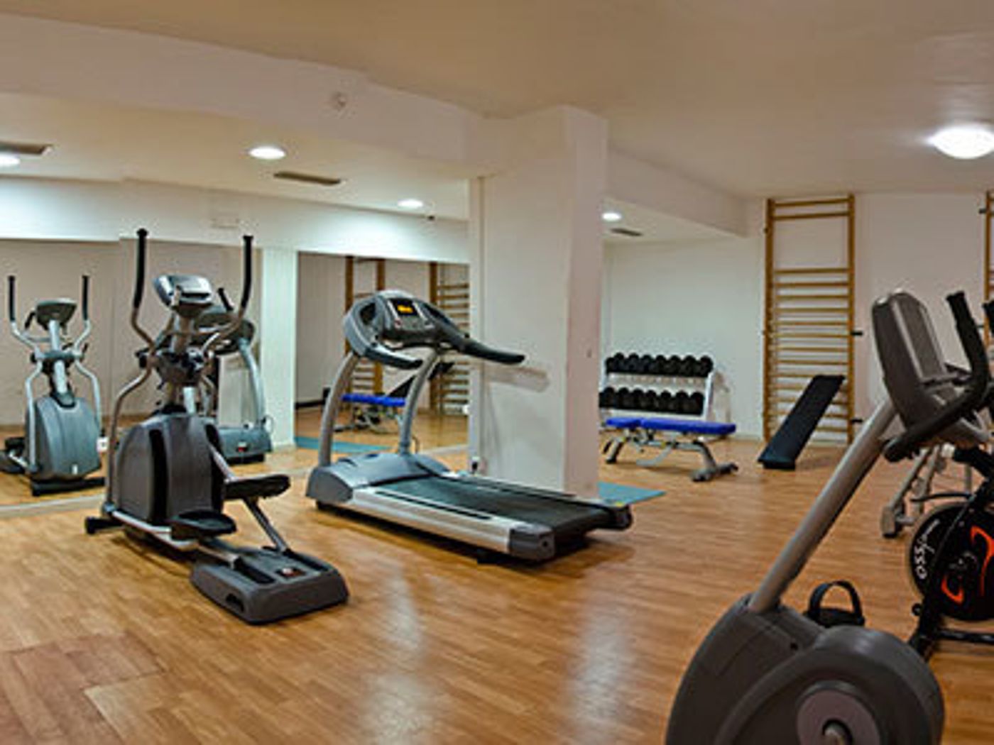 08.05.25 Club Aguamarina