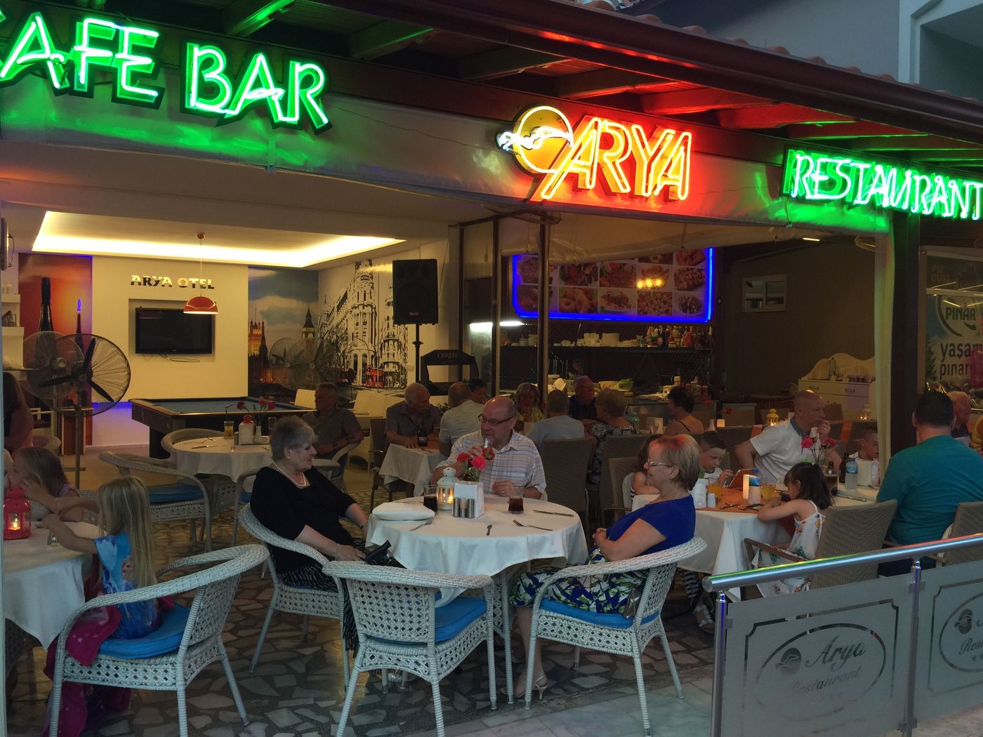 Arya-Otel-Terrace-49