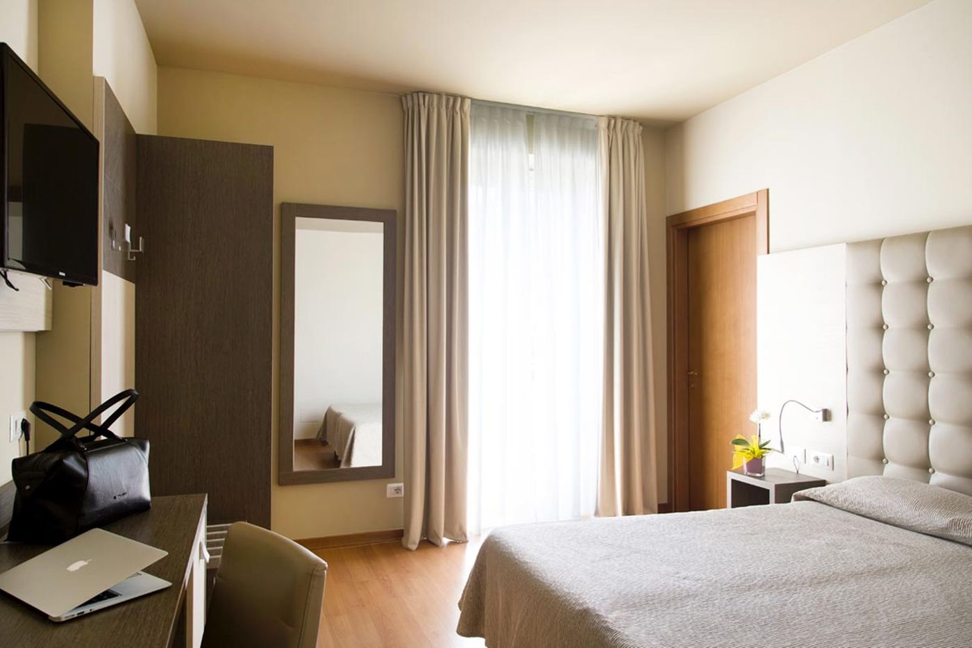 Hotel Meeting-Italy-Stresa VB-Room-10