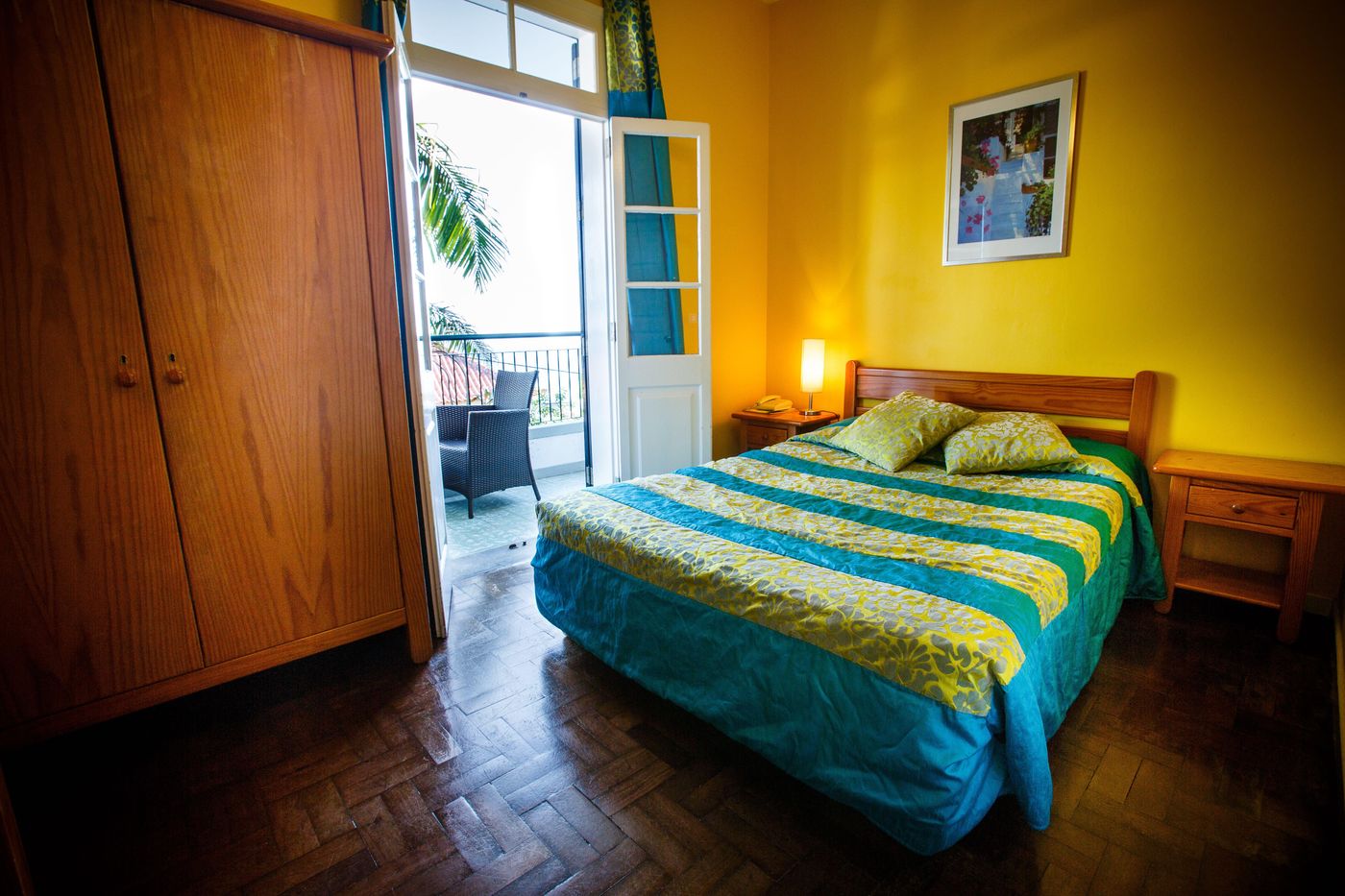 The-Flame-Tree-Madeira-Room-14