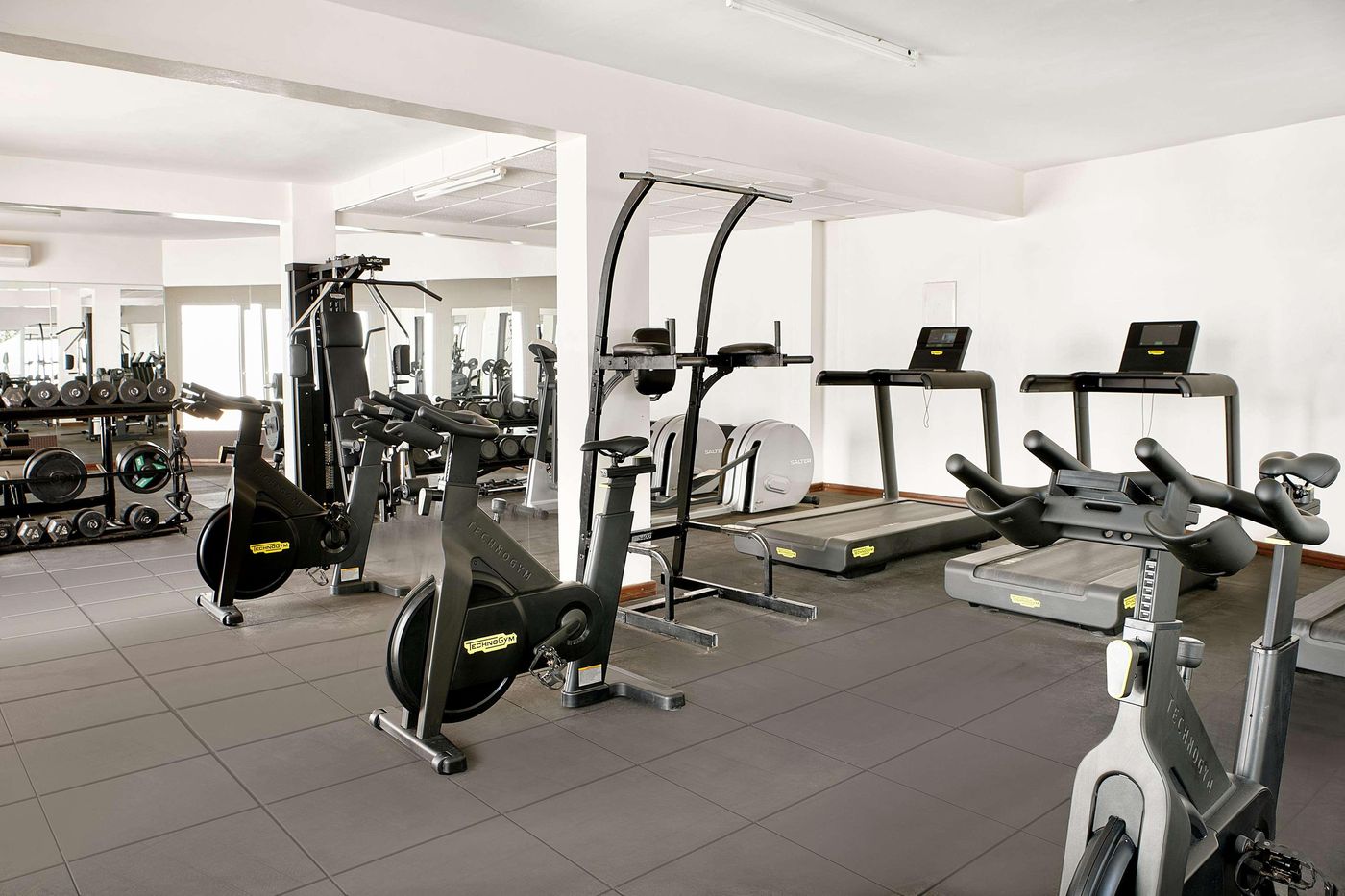 Iberostar-Waves-Founty-Beach-Sports-and-Entertainment-84