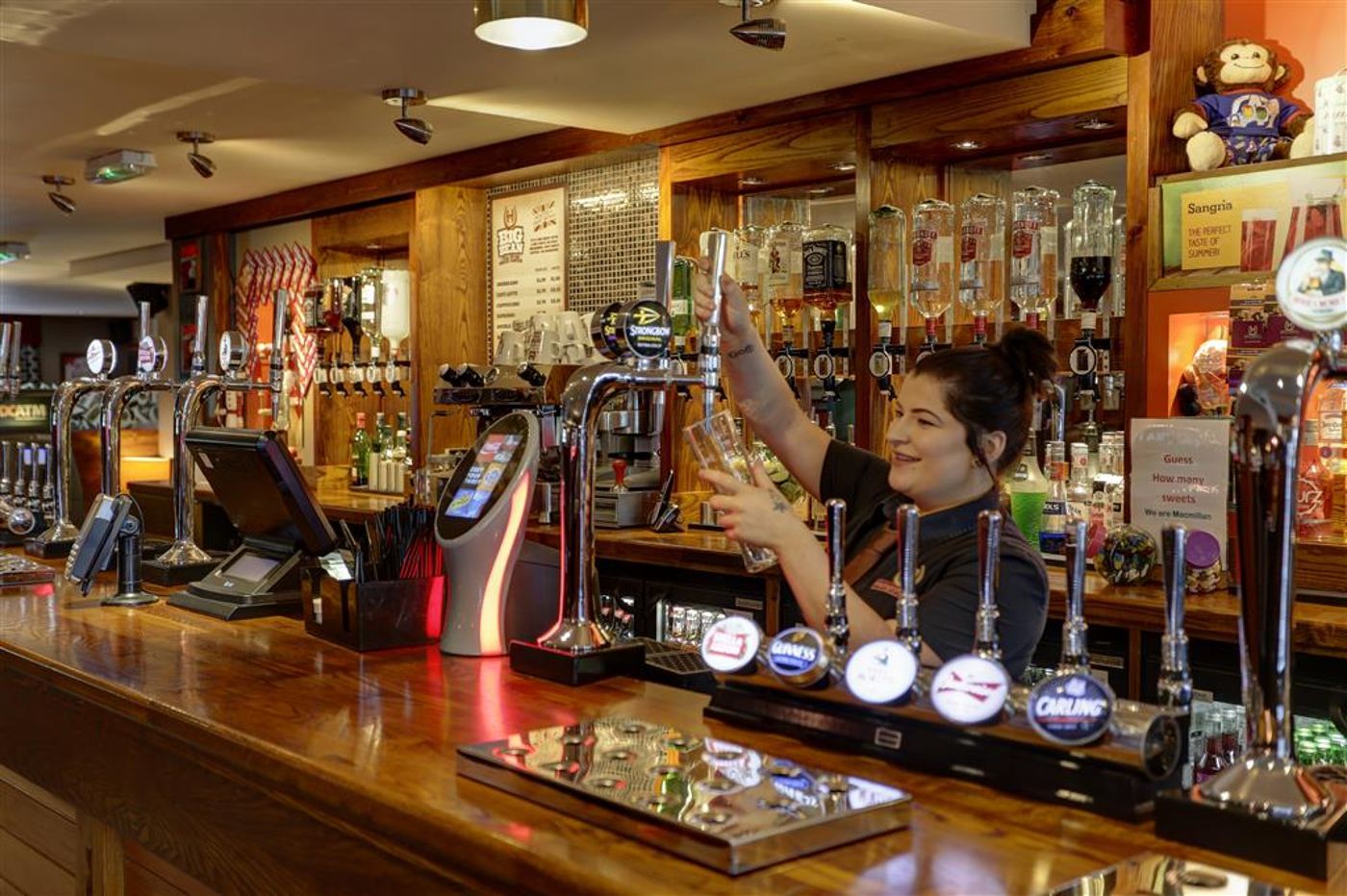 The Titan-United Kingdom-Clydebank-Restaurant-9