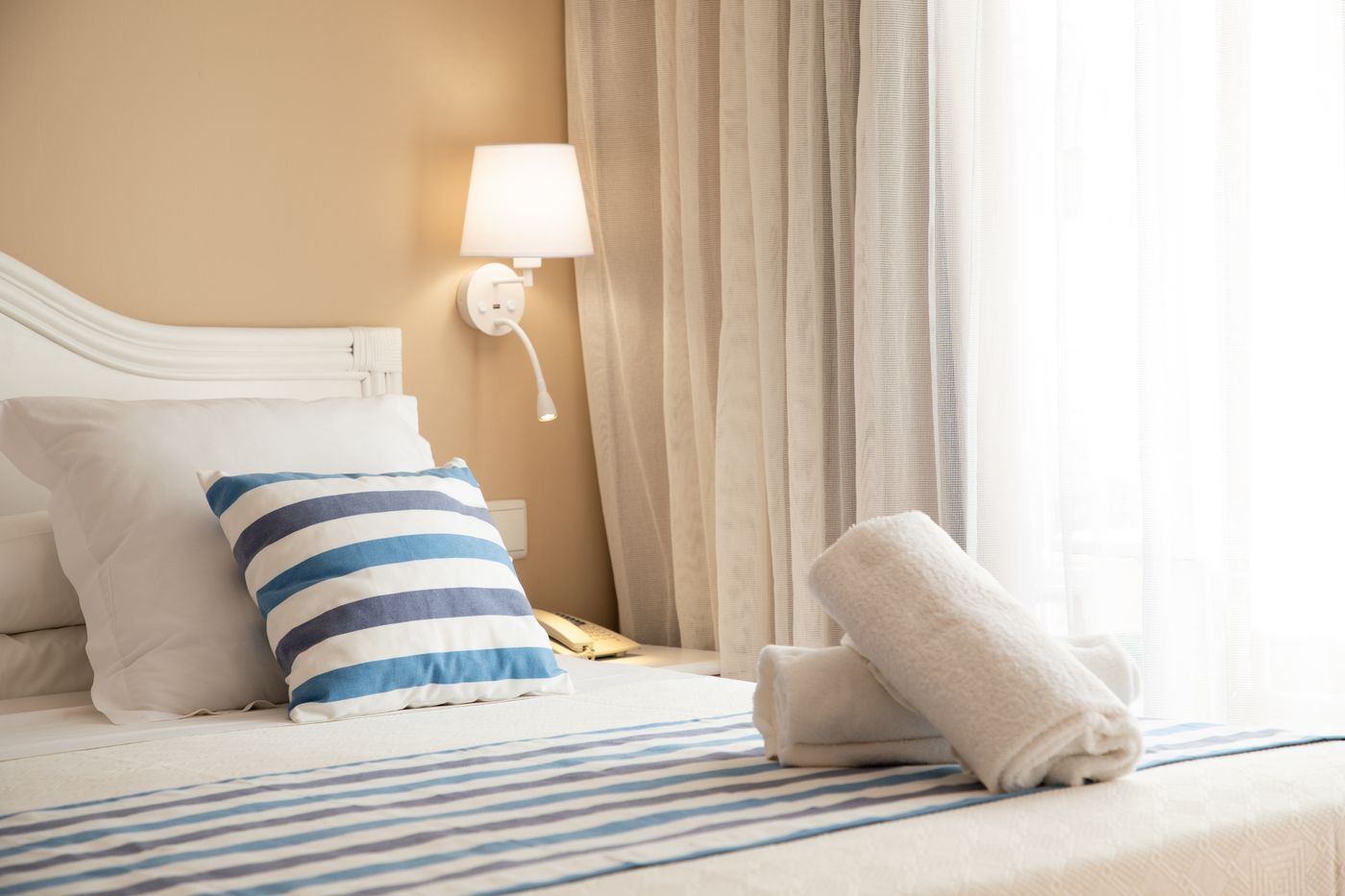 Les-Palmeres-Room-30