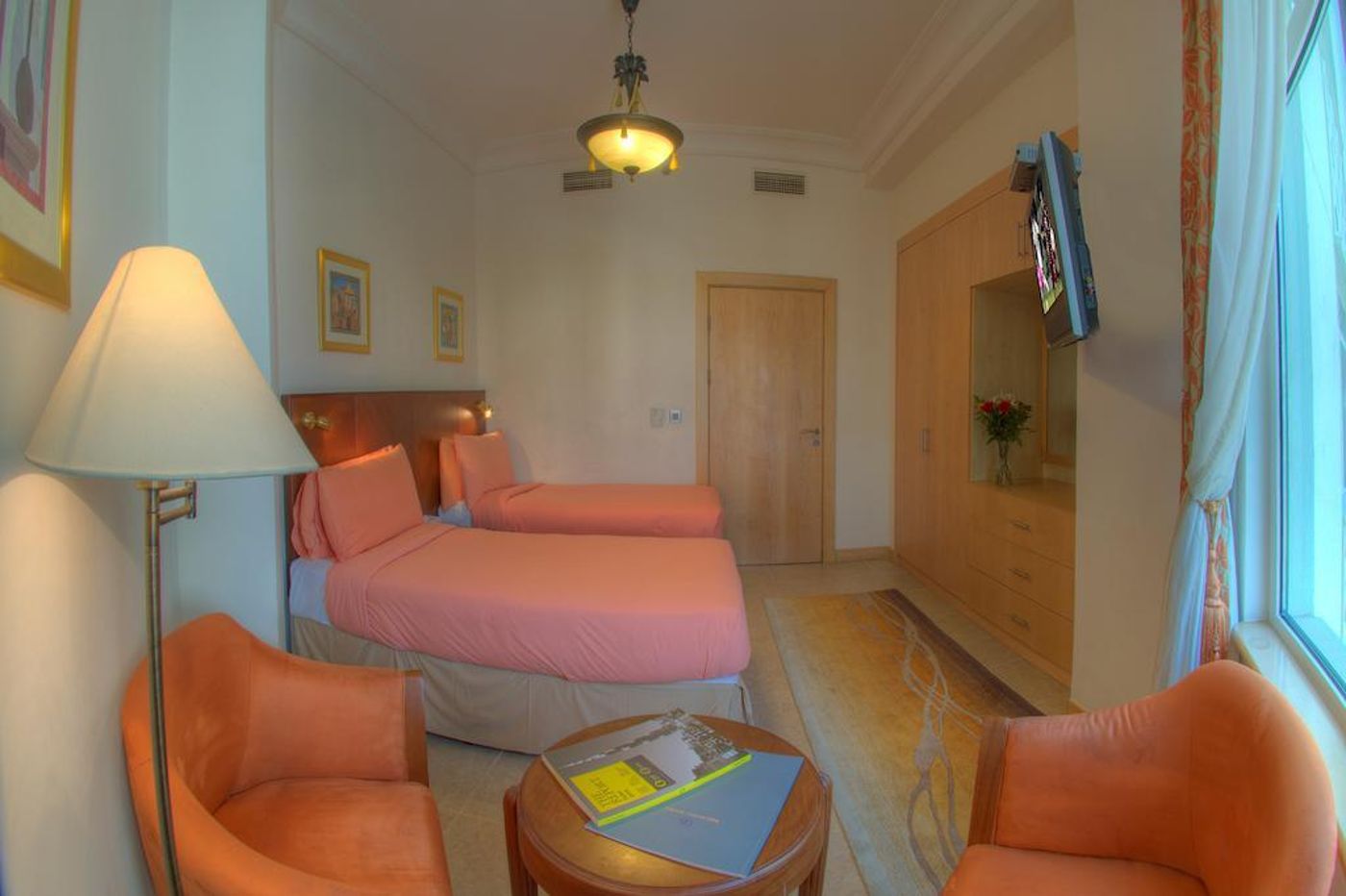 Royal-Club-Palm-Jumeirah-Dubai-General-view-10