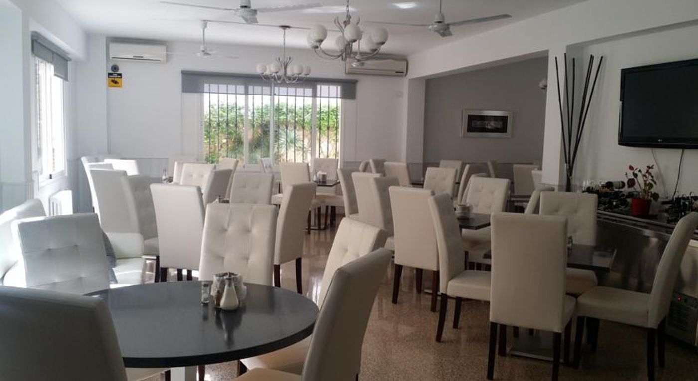 HOSTAL RESIDENCIA DIAMANTE