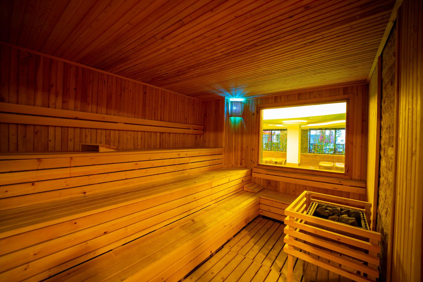 Nox-Inn-Deluxe-Hotel-Sports-and-Entertainment-53