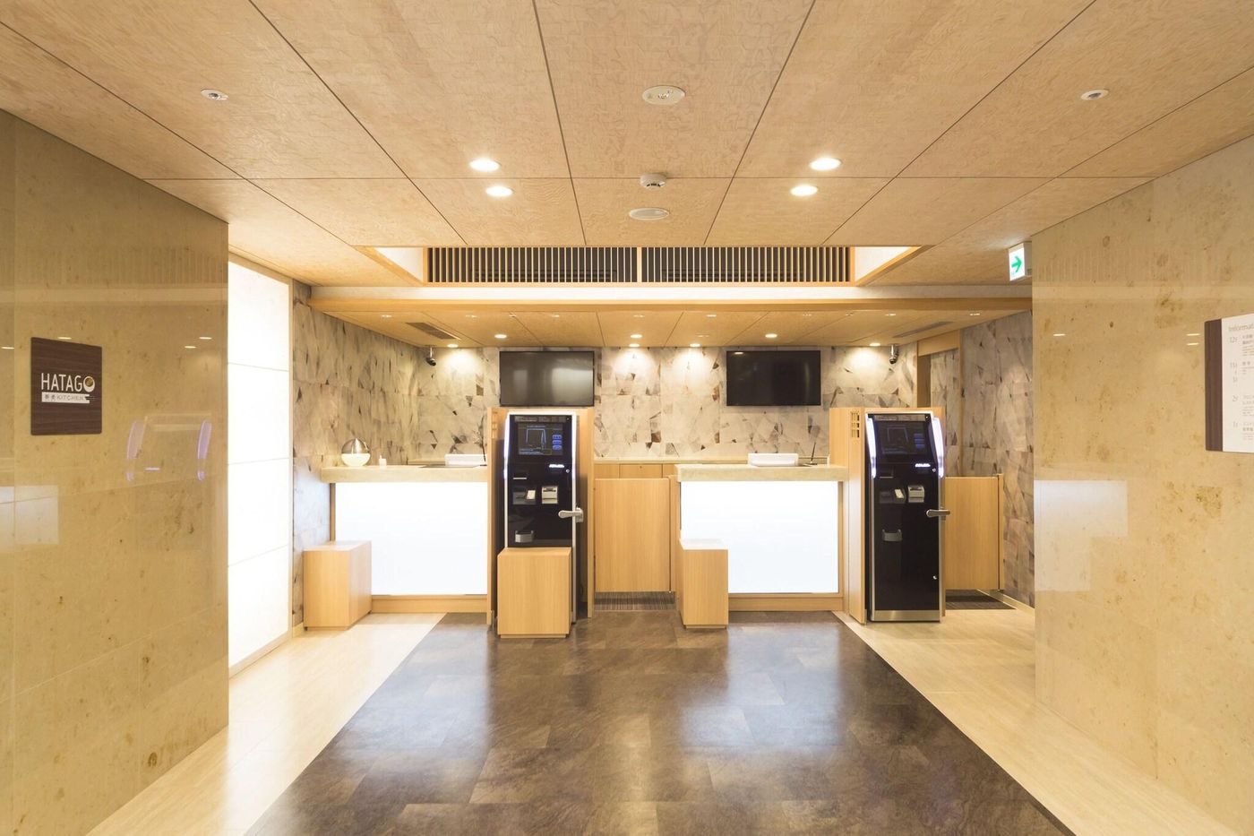 Dormy Inn Premium Kanda-Japan-Tokyo-Lobby-10