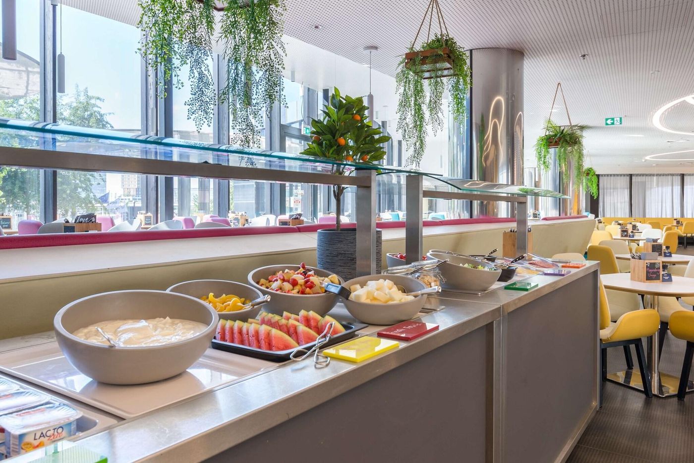 Park-Inn-By-Radisson-Amsterdam-City-West-Restaurant-57