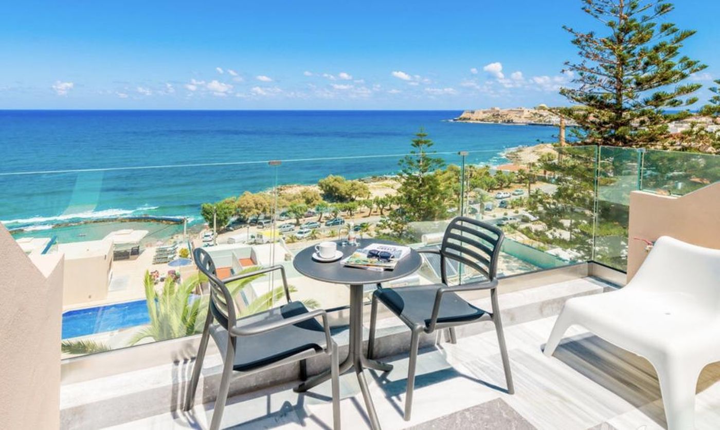 Archipelagos Residence