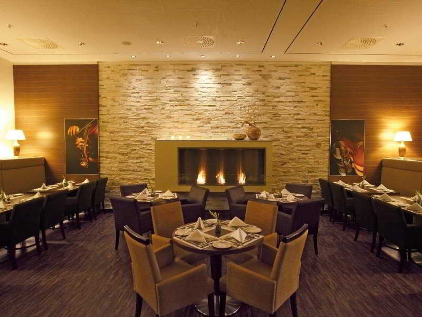 H4-Hotel-Berlin-Alexanderplatz-Restaurant-27