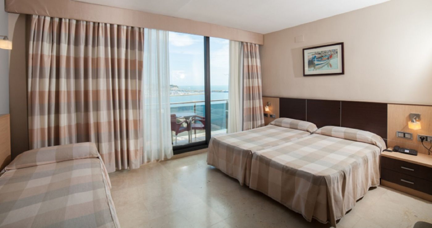 Hotel-Flamingo-Room-8