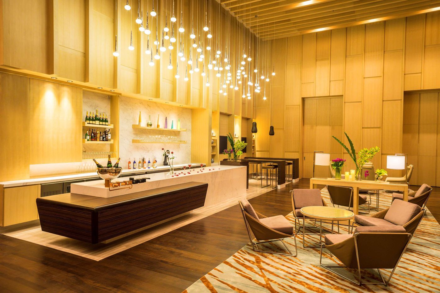 AVANI--Riverside-Bangkok-Hotel-Restaurant-18