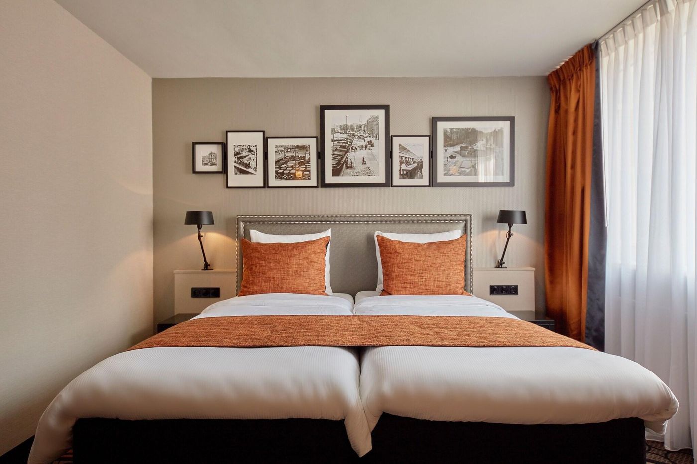 Carlton-Square-Room-8