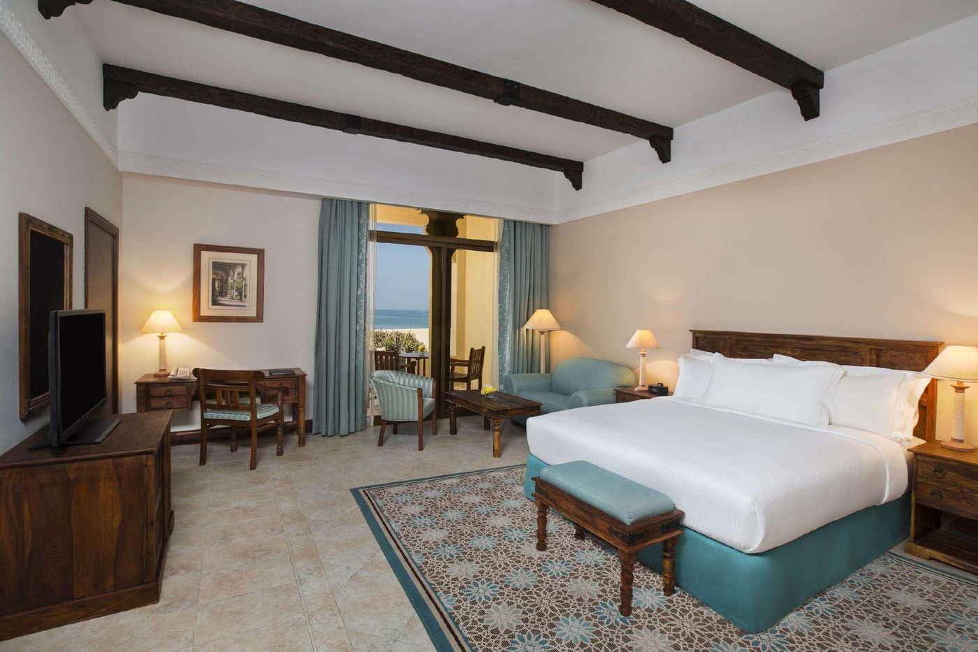 Hilton-Al-Hamra-Beach---Golf-Resort-Room-28