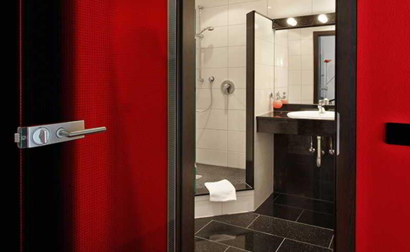 Hetzel Hotel Löwen-Germany-STUTTGART-General view-1