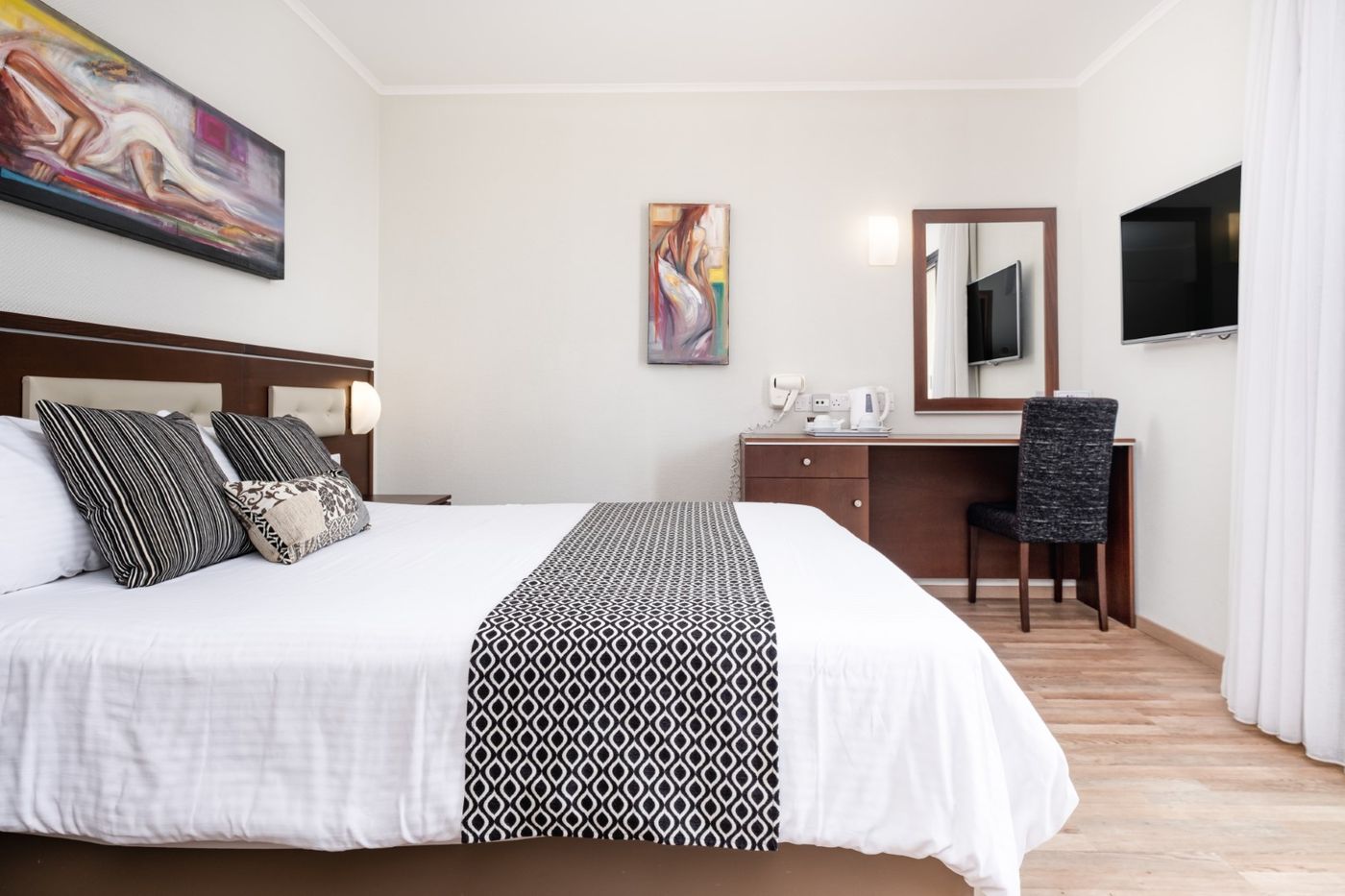 Livadhiotis-City-Hotel-Room-4