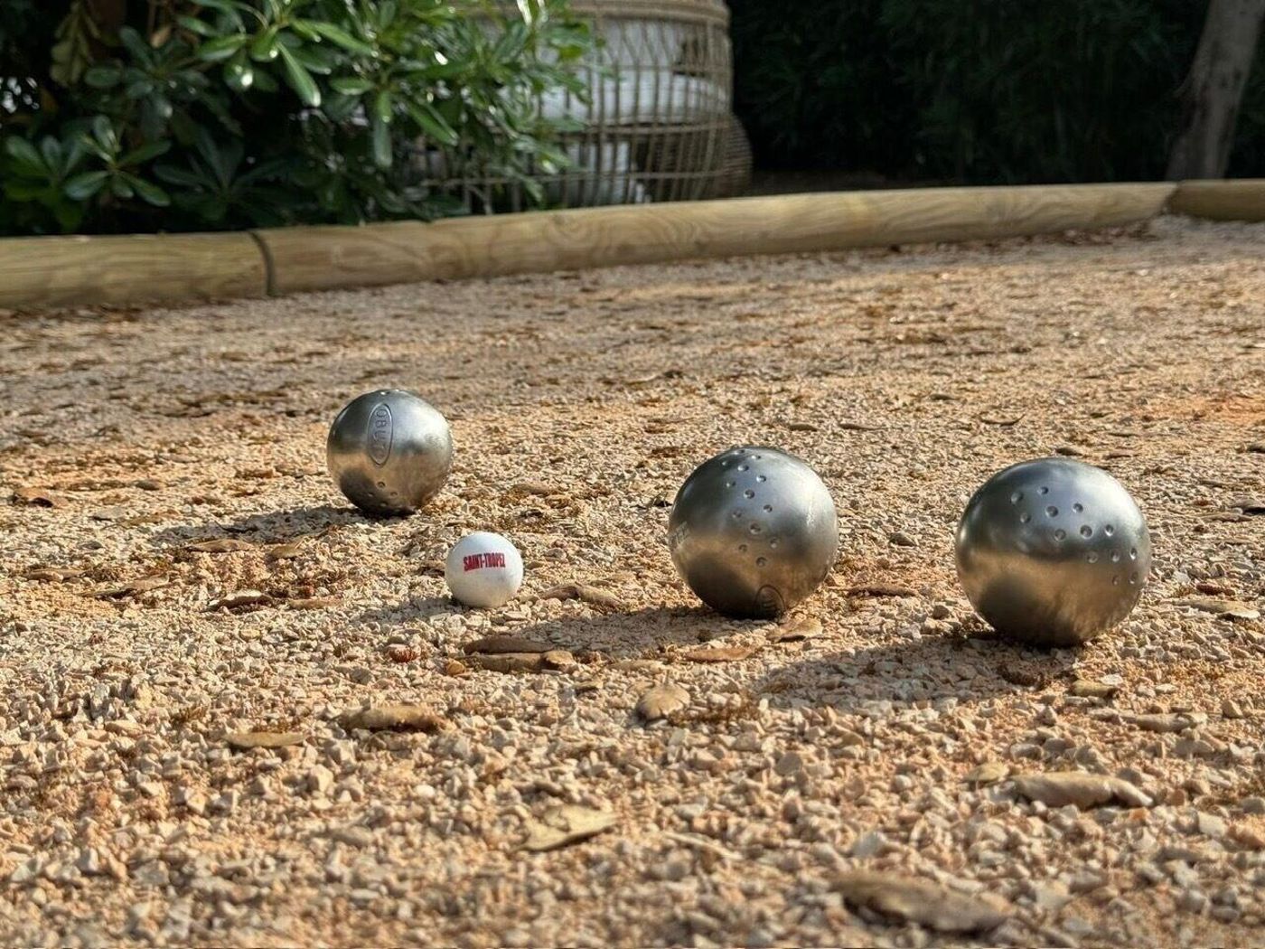 Hotel-L-Escalet-Sports-and-Entertainment-56