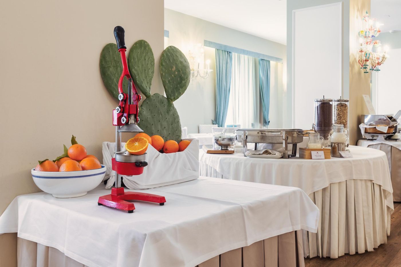 Excelsior-Palace-Restaurant-58