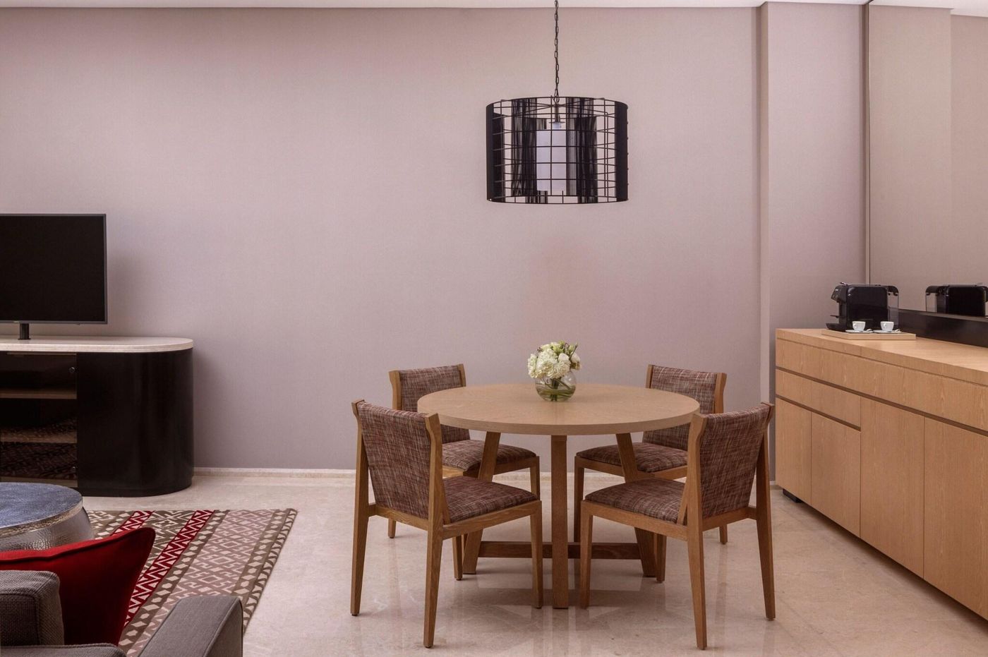 JW-Marriott-Marquis-Hotel-Dubai-Room-48